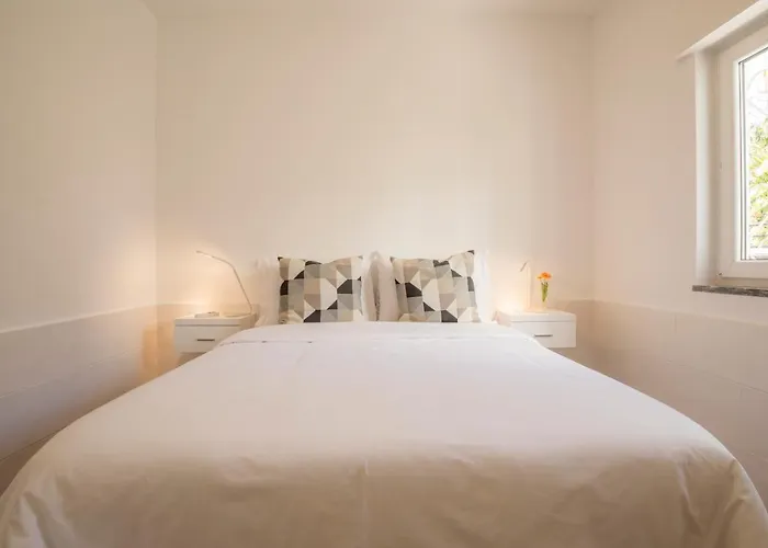 Alto Mar Inn Lagos